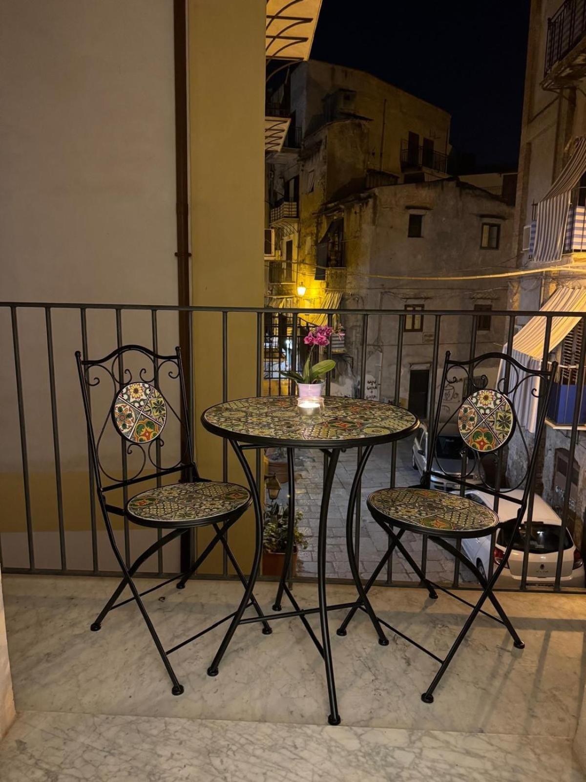 La Rosa Bianca Della Vucciria Villa Palermo Exteriör bild